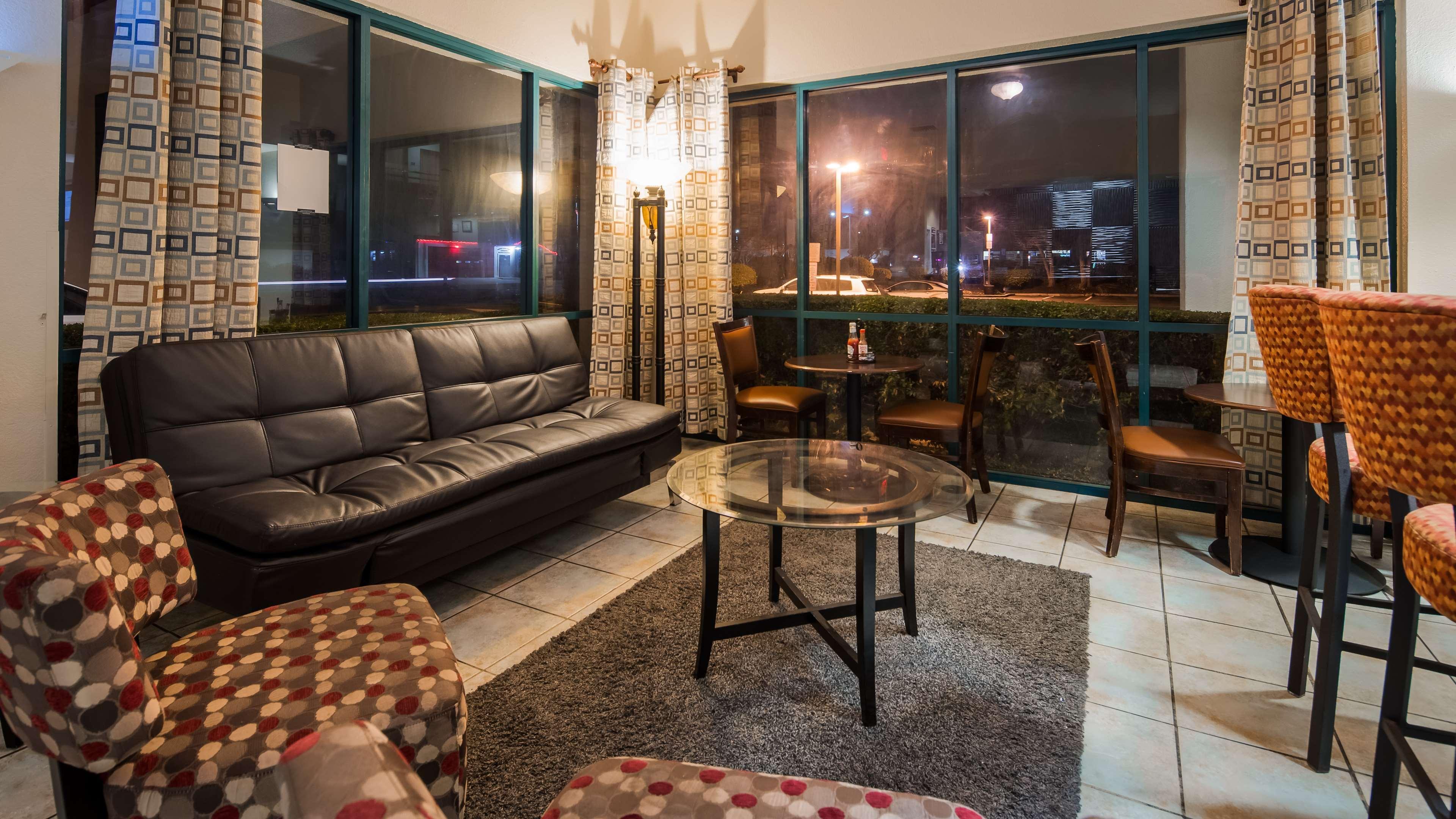 קונקורד Best Western Heritage Inn מראה חיצוני תמונה