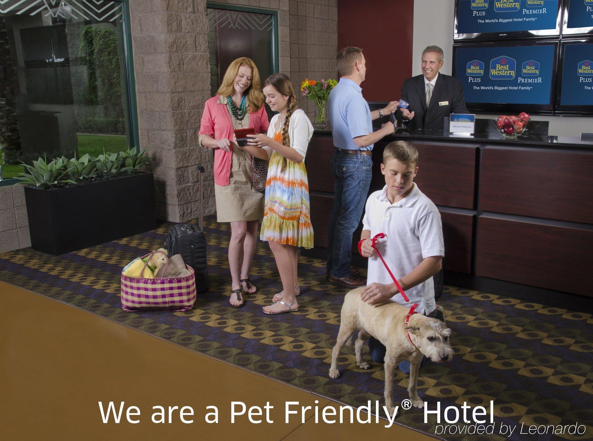 קונקורד Best Western Heritage Inn מראה חיצוני תמונה