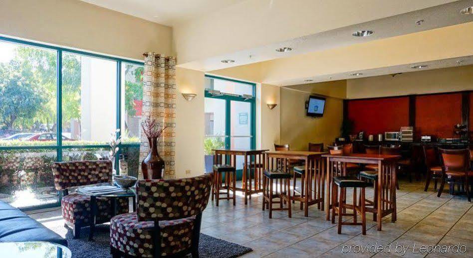 קונקורד Best Western Heritage Inn מראה חיצוני תמונה